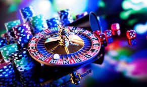 Dhaka-focused mobile casino guide scene on 678 apk homepage section